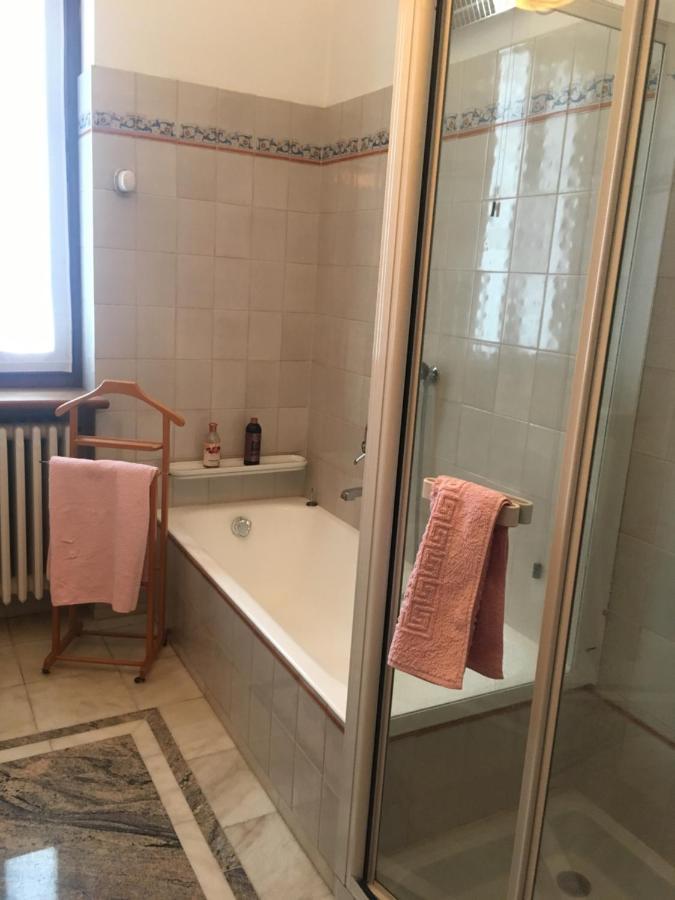 B&B Les Fleurettes Ломацо Екстериор снимка